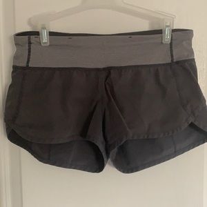 grey lululemon speed up shorts 2.5”